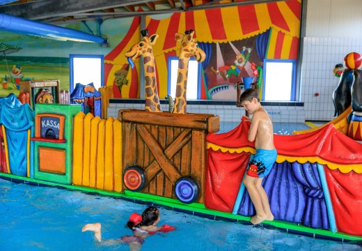 Zwembad Camping Tempelhof.jpg